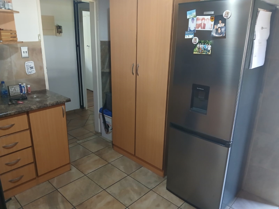 3 Bedroom Property for Sale in Geelhoutpark North West